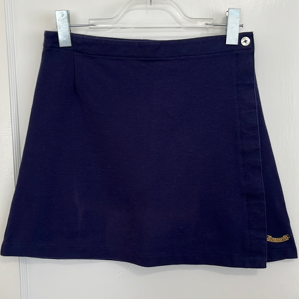 Vintage 90s Burberry’s London wrap skirt - Navy - size L (29 - 30” waist)